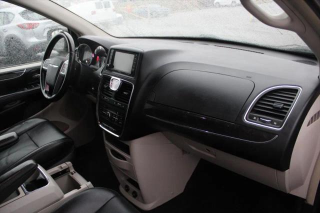 2011 Chrysler Town & Country Touring-L