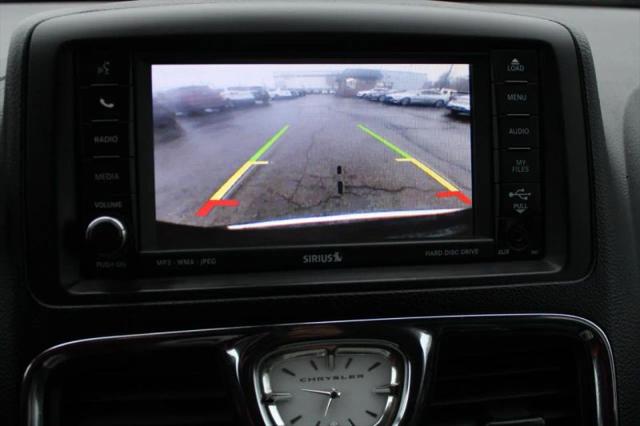 2011 Chrysler Town & Country Touring-L