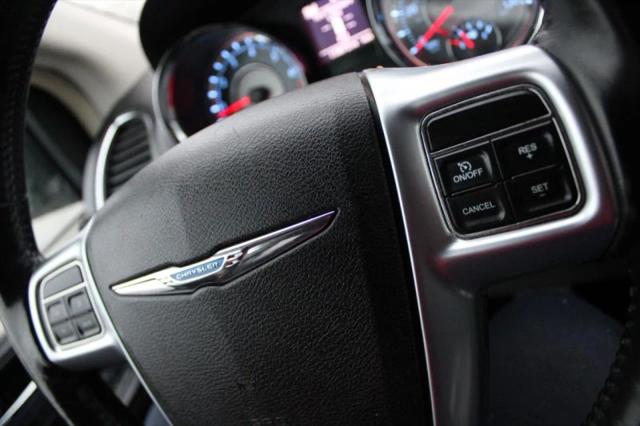 2011 Chrysler Town & Country Touring-L