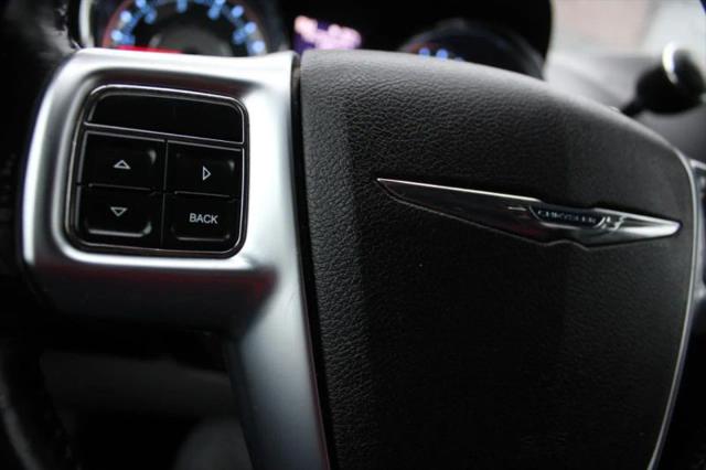 2011 Chrysler Town & Country Touring-L