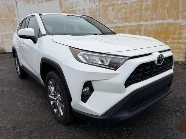 2020 Toyota RAV4 XLE Premium