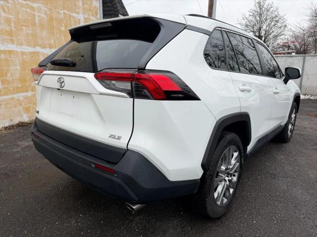 2020 Toyota RAV4 XLE Premium