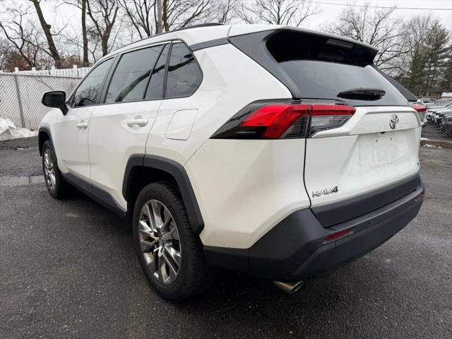 2020 Toyota RAV4 XLE Premium