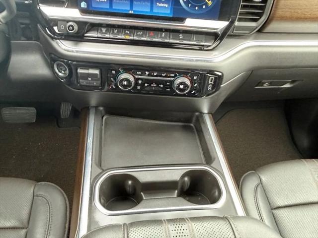 2025 Chevrolet Silverado 2500HD 4WD Crew Cab Standard Bed High Country