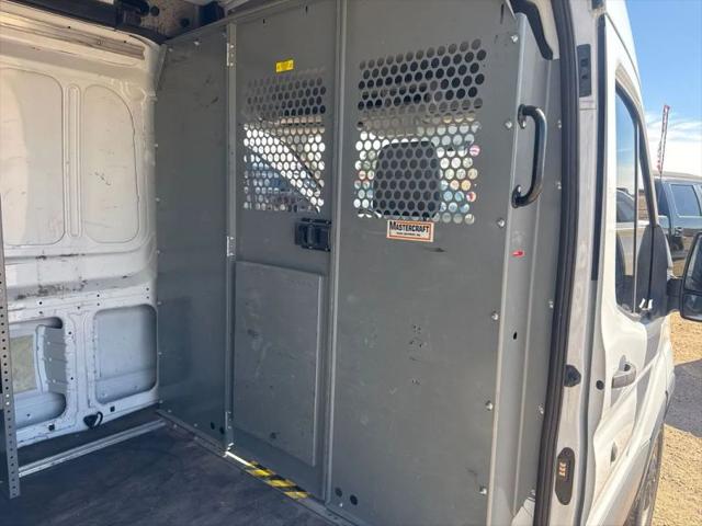 2015 Ford Transit Medium Roof w/Sliding Side Door w/LWB