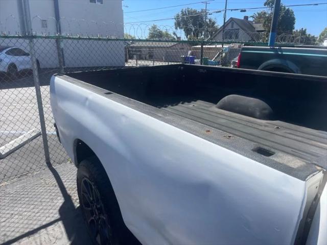 2000 Toyota Tundra Base