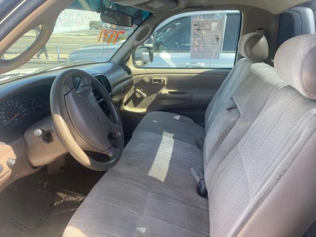 2000 Toyota Tundra Base