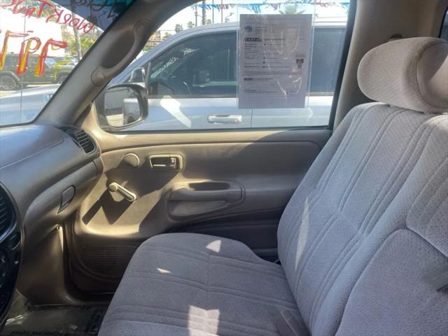 2000 Toyota Tundra Base