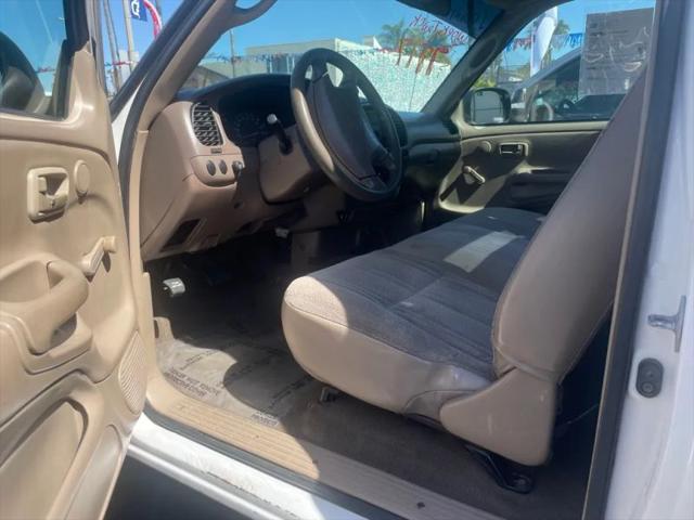 2000 Toyota Tundra Base