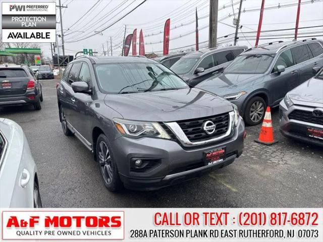 2017 Nissan Pathfinder Platinum