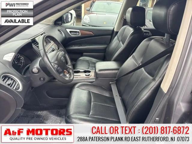 2017 Nissan Pathfinder Platinum