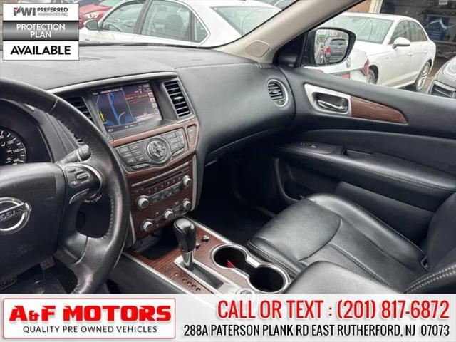 2017 Nissan Pathfinder Platinum
