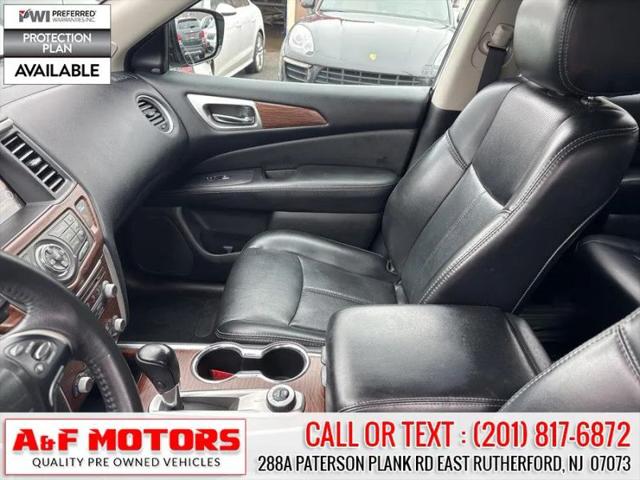 2017 Nissan Pathfinder Platinum