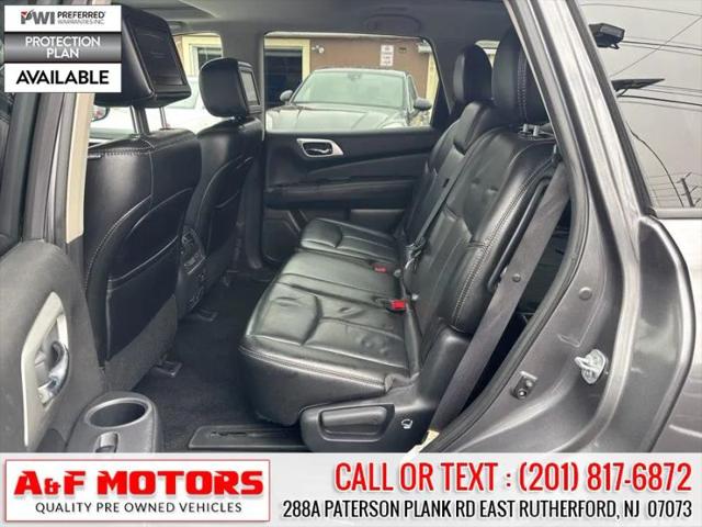 2017 Nissan Pathfinder Platinum