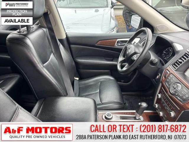 2017 Nissan Pathfinder Platinum