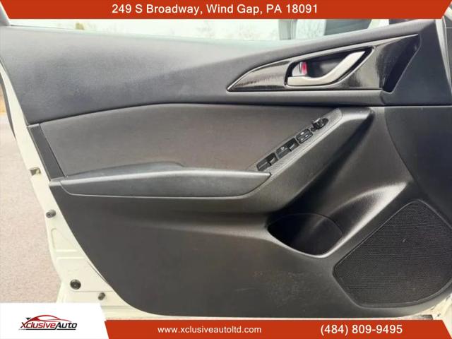 2015 Mazda Mazda3 i Sport