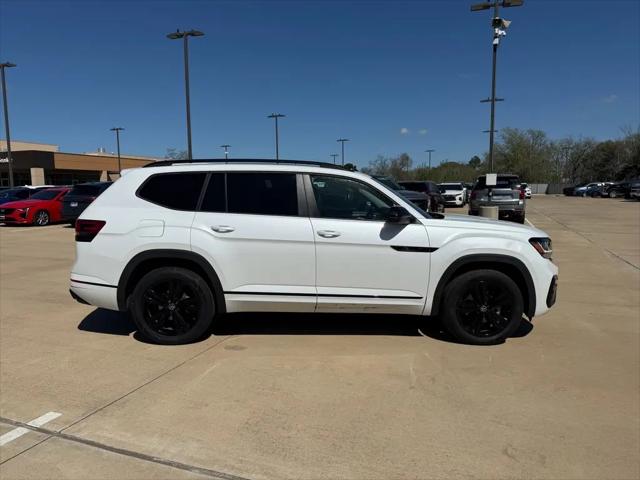 2023 Volkswagen Atlas 3.6L V6 SEL R-Line Black