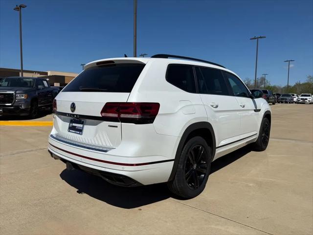 2023 Volkswagen Atlas 3.6L V6 SEL R-Line Black