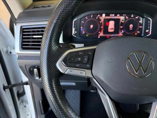 2023 Volkswagen Atlas 3.6L V6 SEL R-Line Black