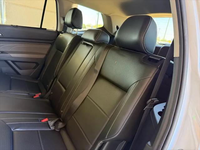 2023 Volkswagen Atlas 3.6L V6 SEL R-Line Black