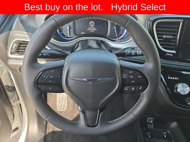 2024 Chrysler Pacifica Hybrid S Appearance Pkg