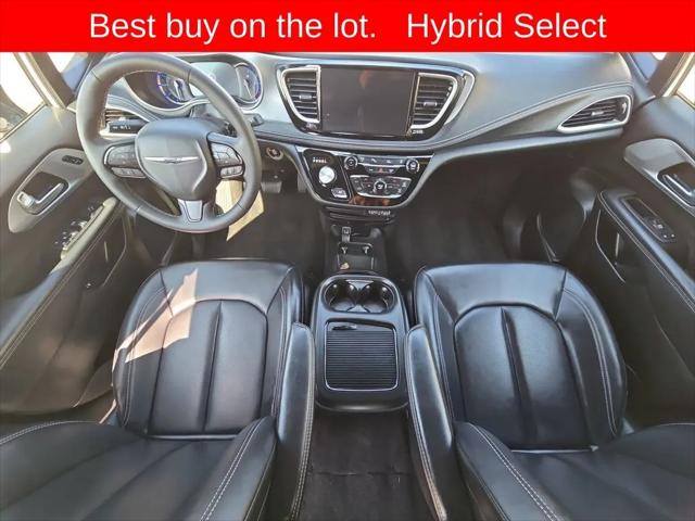 2024 Chrysler Pacifica Hybrid S Appearance Pkg