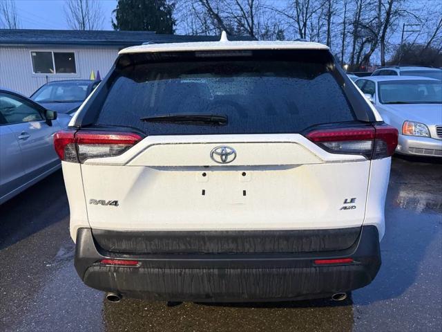 2019 Toyota RAV4 LE
