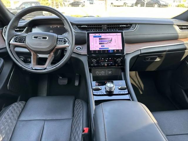 2025 Jeep Grand Cherokee Summit 4x4