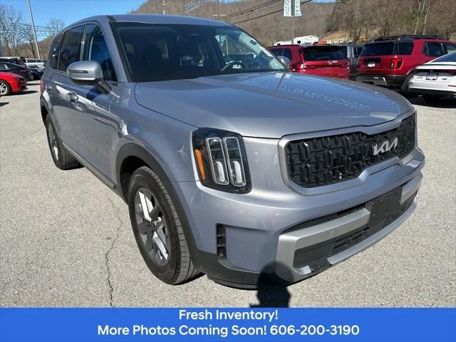 2023 Kia Telluride LX