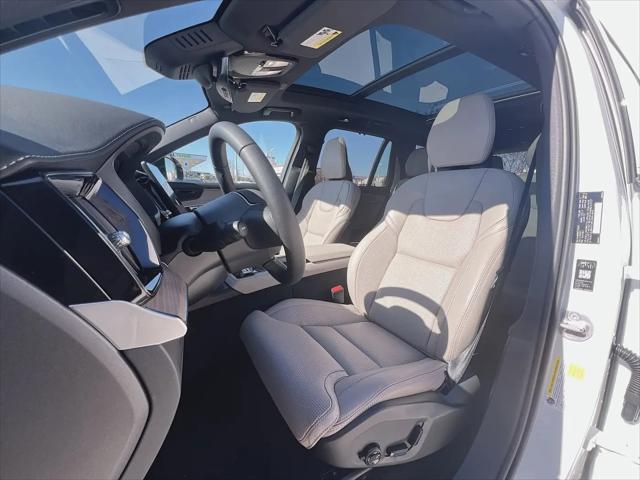 2026 Volvo XC90 Plug-In Hybrid Ultra Dark Theme, T8 AWD, Electric/Gasoline, 7 Seats