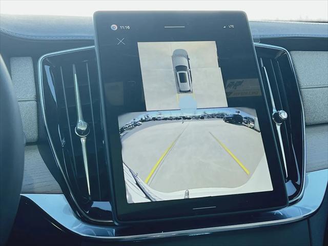 2026 Volvo XC90 Plug-In Hybrid Ultra Dark Theme, T8 AWD, Electric/Gasoline, 7 Seats