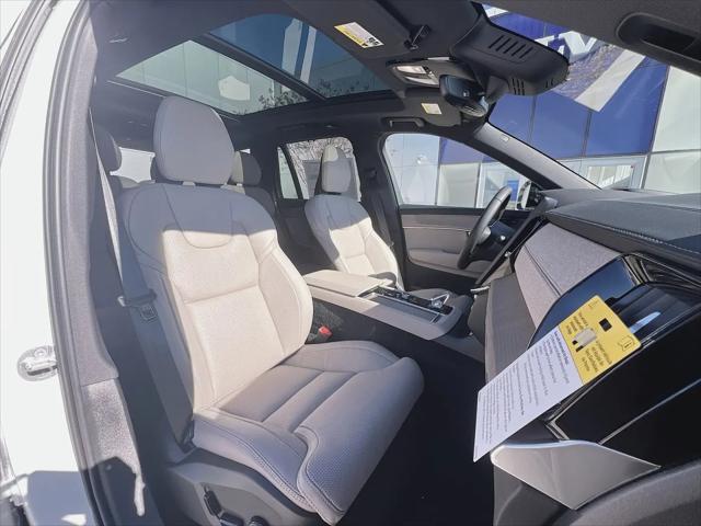 2026 Volvo XC90 Plug-In Hybrid Ultra Dark Theme, T8 AWD, Electric/Gasoline, 7 Seats