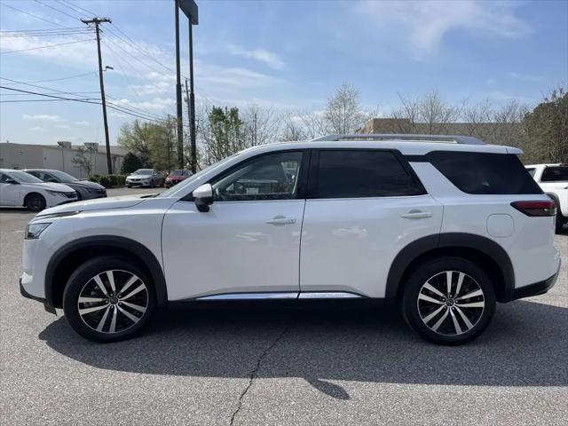 2025 Nissan Pathfinder Platinum FWD