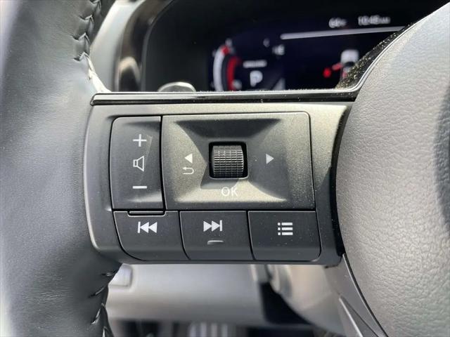 2025 Nissan Pathfinder Platinum FWD