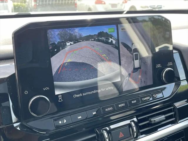 2025 Nissan Pathfinder Platinum FWD