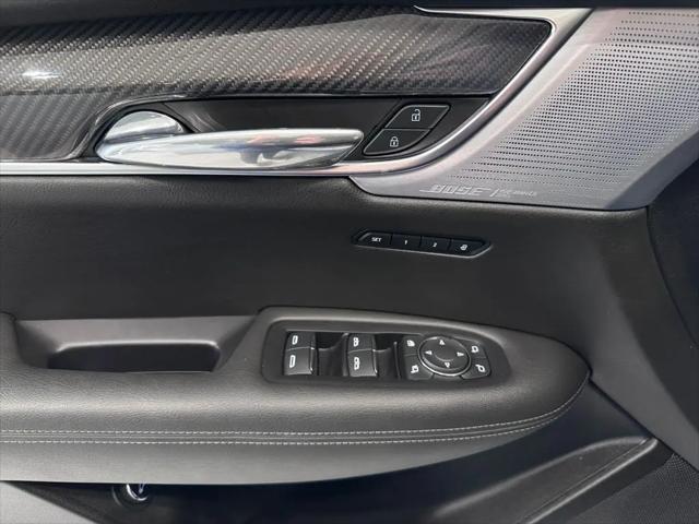 2024 Cadillac XT6 Sport