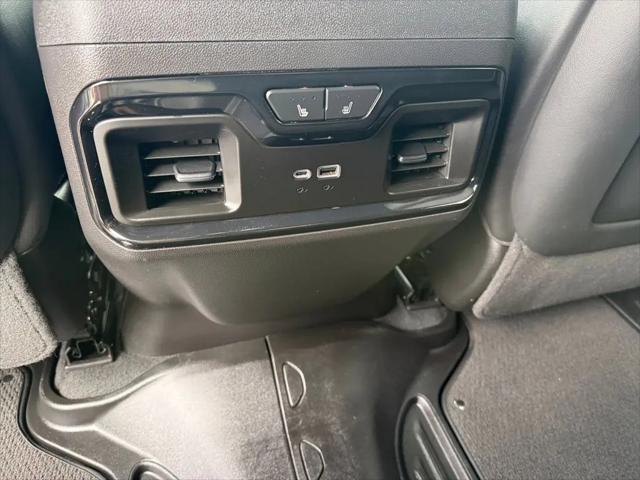 2024 GMC Sierra 1500 4WD Crew Cab Short Box AT4X