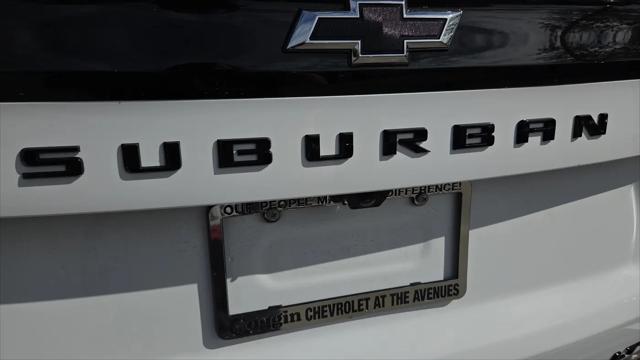2026 Chevrolet Suburban LT, RWD