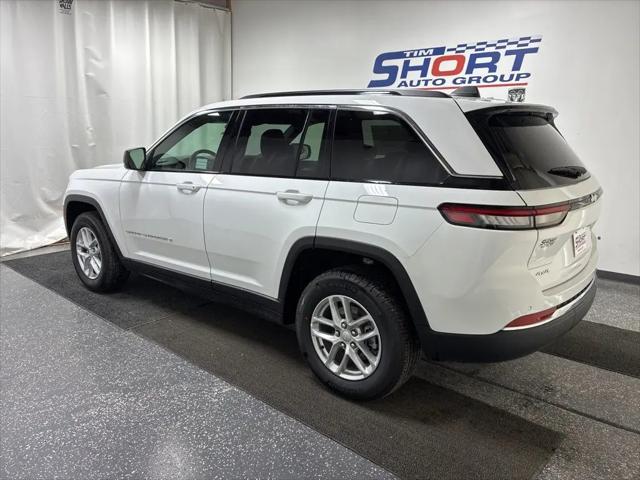 2026 Jeep Grand Cherokee Laredo 4x4