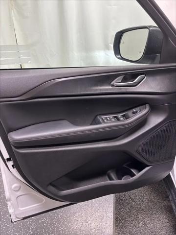 2026 Jeep Grand Cherokee Laredo 4x4