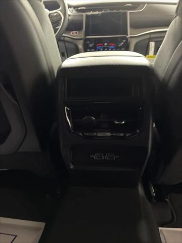 2026 Jeep Grand Cherokee Laredo 4x4