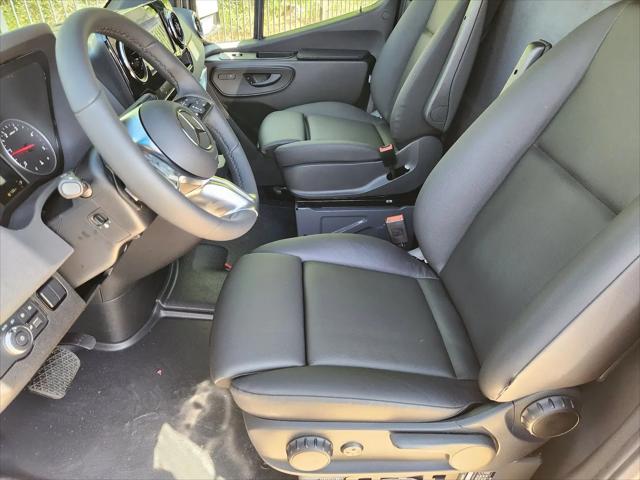 2026 Mercedes-Benz Sprinter 4500 Standard Roof 4-Cyl Diesel HO