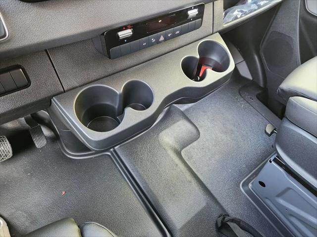 2026 Mercedes-Benz Sprinter 4500 Standard Roof 4-Cyl Diesel HO