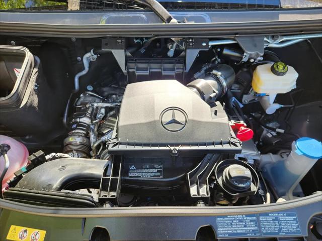 2026 Mercedes-Benz Sprinter 4500 Standard Roof 4-Cyl Diesel HO