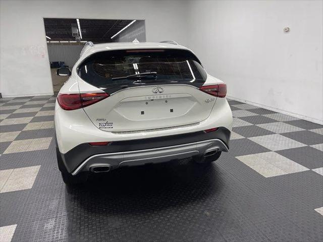 2018 INFINITI QX30 Premium
