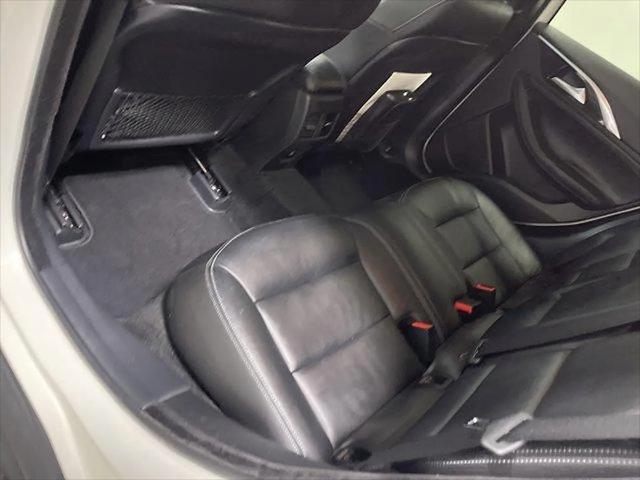 2018 INFINITI QX30 Premium