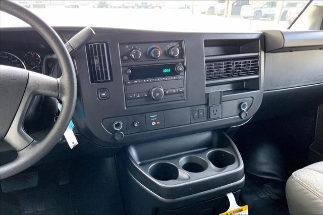 2026 Chevrolet Express Cargo Van 2500 Regular Wheelbase, WT, RWD