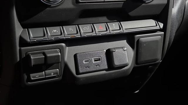 2026 GMC Sierra 1500 Double Cab, Standard Bed, Pro, 4WD