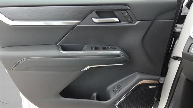 2026 GMC Acadia Elevation FWD