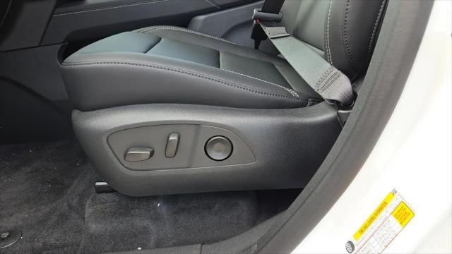 2026 GMC Acadia Elevation FWD